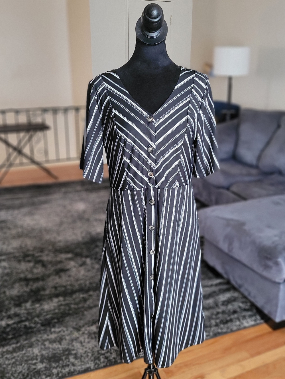 NY Collection Black and White Striped Midi Spring Dress NWOT - Picture 2 of 11